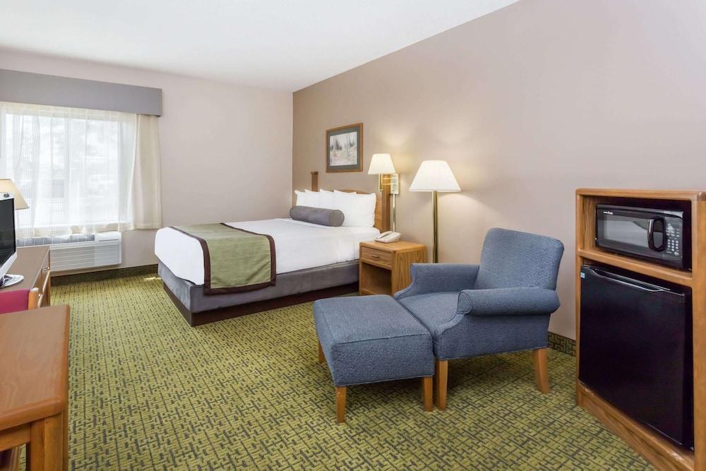 Days Inn & Suites By Wyndham Madison Extérieur photo